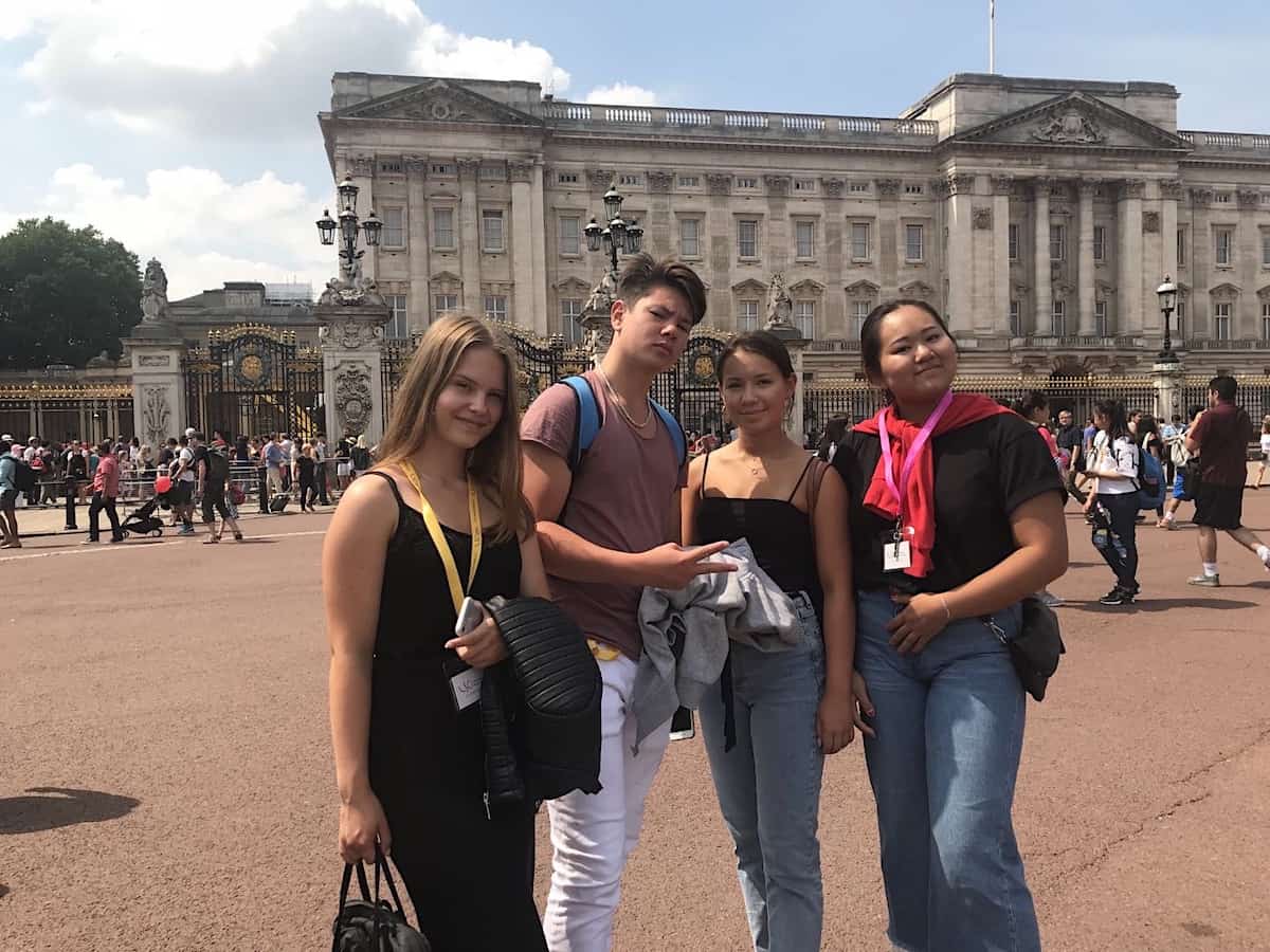 buckingham-palace-joyce